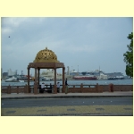 muscat0044.jpg
